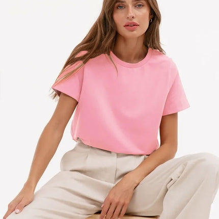 Camiseta clásica esencial: cómoda y elegante para el día a día.