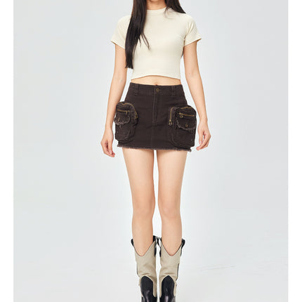 Top corto ajustado: camiseta informal y moderna de manga corta