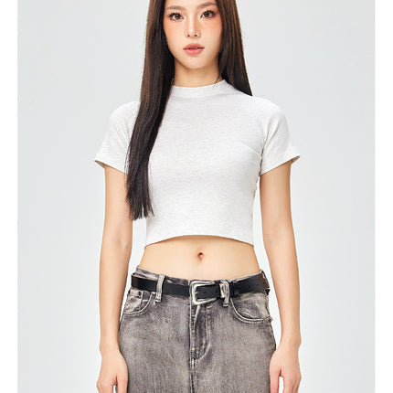 Top corto ajustado: camiseta informal y moderna de manga corta