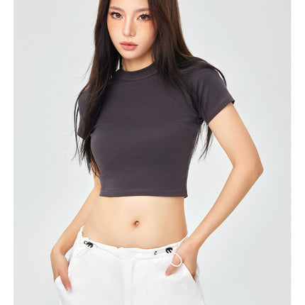 Top corto ajustado: camiseta informal y moderna de manga corta