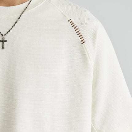 Camiseta bordada premium: camiseta minimalista de estilo urbano para hombre