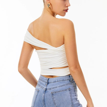Top corto cruzado elegante negro con hombros descubiertos: ropa elegante de fiesta y ropa urbana