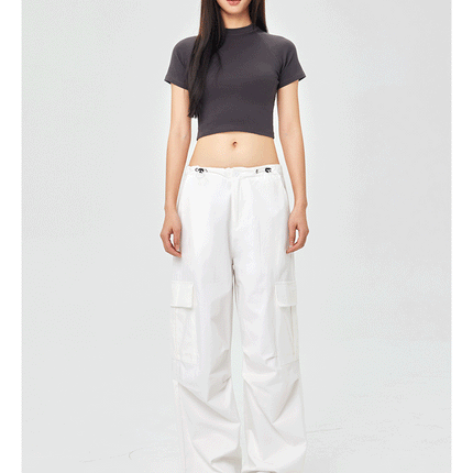 Beige crop top
Short sleeve fitted tee
Casual summer crop top
Basic trendy t-shirt
Minimalist fashion top