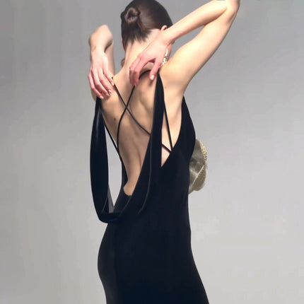 Luxury evening gown
Black velvet dress
Designer formal dress
Red carpet dress
Elegant evening wear
formal dresses for women
evening dress for women
Glamorous nightwear
Velvet mermaid gown