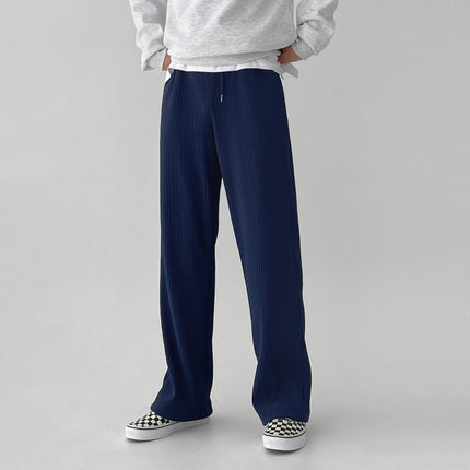 Men's wide-leg trousers
Relaxed fit pants for men
Minimalist fashion for men
Casual streetwear trousers
Modern men’s fashion
