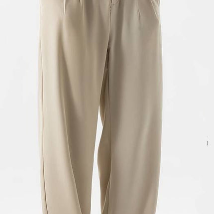 Men’s wide-leg trousers
High-waist pleated pants
Relaxed-fit dress pants
wide-leg formal trousers
Fashionable men’s pleated pants