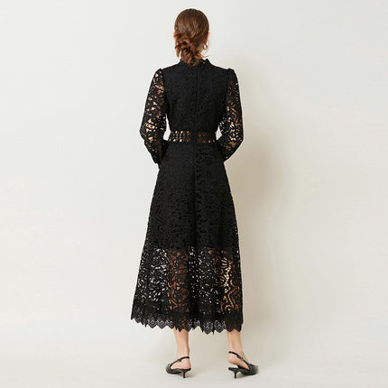 Elegante vestido midi de encaje con mangas largas y corte en A.