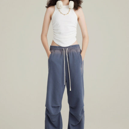 High-neck sleeveless top
Y2K fashion top
Ruched tank top
Vintage washed top
Trendy streetwear top
Minimalist aesthetic clothing
Casual chic sleeveless top
