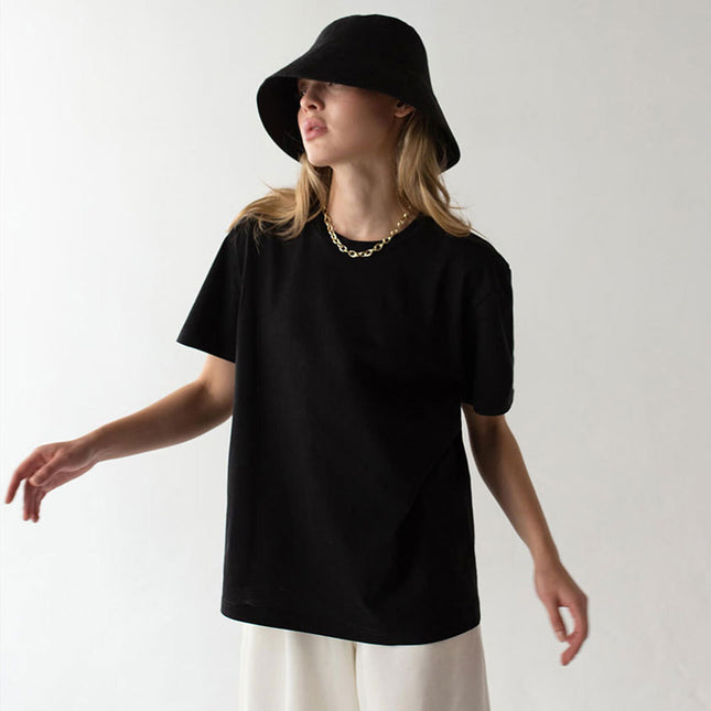 casual t-shirt, stylish t-shirt, classic t-shirt, everyday wear, breathable fabric, trendy fashion, comfortable fit, versatile outfit, wardrobe essential, fashion staple, basic t-shirt