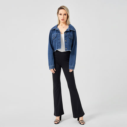 Chaqueta vaquera corta de verano para mujer: ligera y elegante.