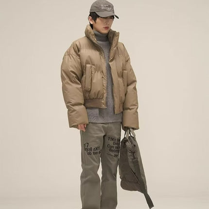Men's cropped jacket
Warm puffer jacket
Cropped puffer jacket
Winter layering
Cold weather protection
Lightweight jacket
Men's warm jacket
Stylish winter wear
Casual outings
Outdoor activities
Snug fit jacket
Durable insulation
Winter outerwear
Cozy winter jacket
Cold weather jacket
Essential men's jacket,
Trendy men's outerwear,
Warmth without bulk,
Fashionable winter jacket,
Reliable warmth,