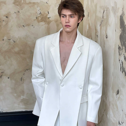 white suit for men

men’s formal white suit

double breasted blazer men

modern men's suit

Korean suit style
minimalist white outfit

fashion-forward men's suit

relaxed fit white suit

men’s runway style

luxury men’s formalwear